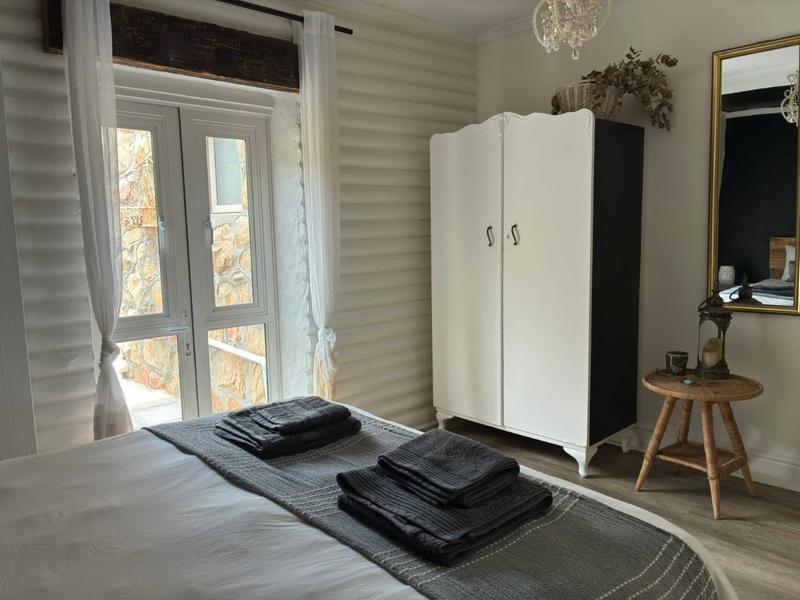 To Let 5 Bedroom Property for Rent in San Michel Western Cape